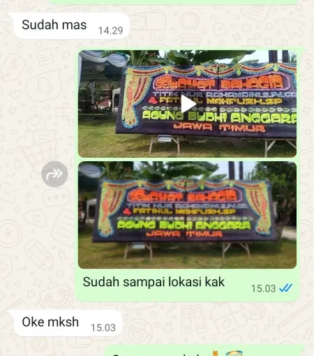 Pengiriman Papan Bunga Menawan Gebog