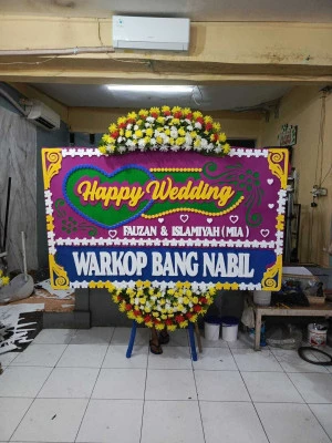 Papan Bunga di Menawan Gebog